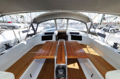 Yacht