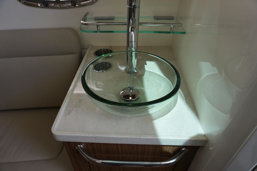 2022 Boston Whaler 380 Outrage