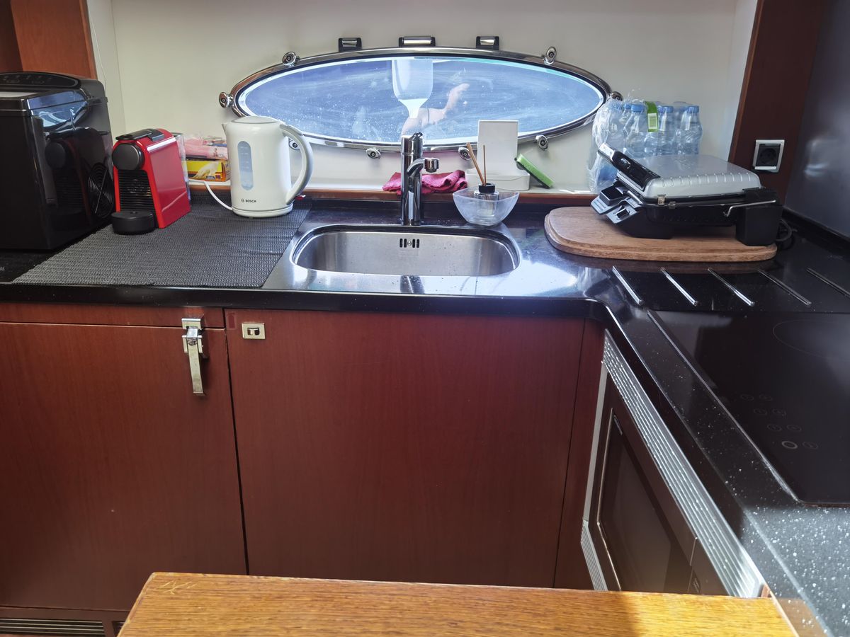 2010 Princess 57 