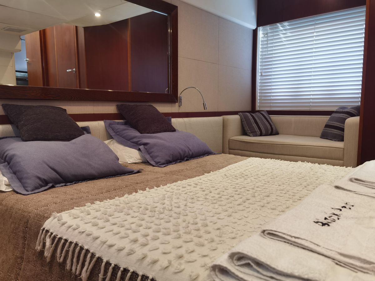 2010 Princess 57 