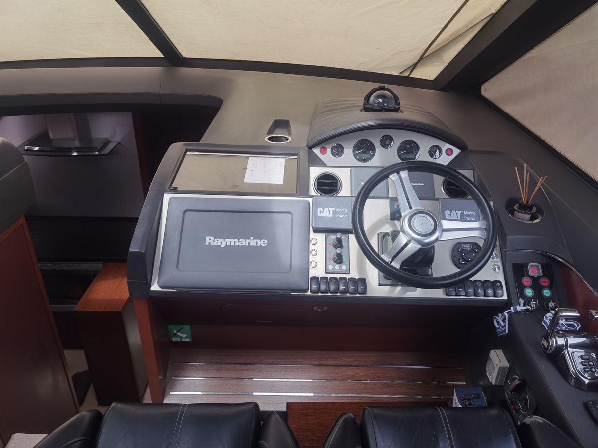 2010 Princess 57 