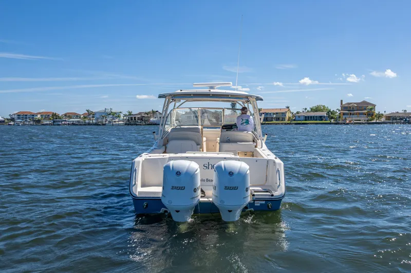 Gimme Shelter II Yacht Photos Pics 