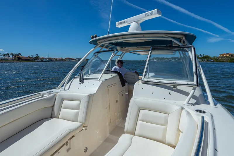 Gimme Shelter II Yacht Photos Pics 