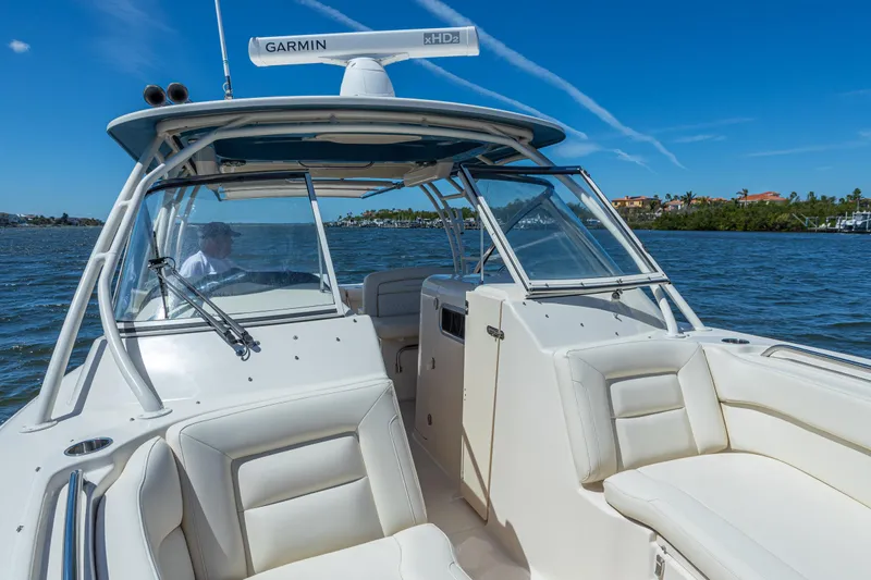 Gimme Shelter II Yacht Photos Pics 