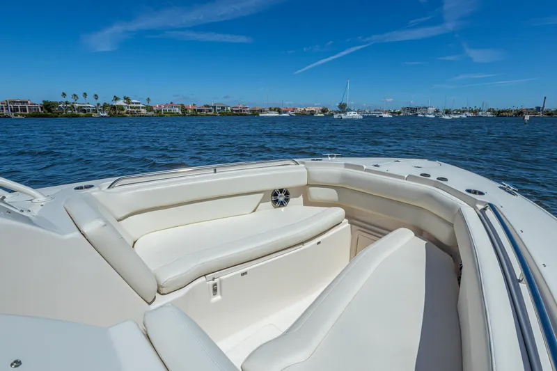 Gimme Shelter II Yacht Photos Pics 