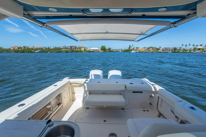 Gimme Shelter II Yacht Photos Pics 