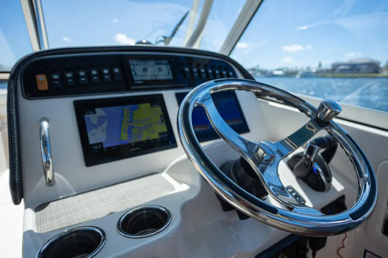 Gimme Shelter II Yacht Photos Pics 