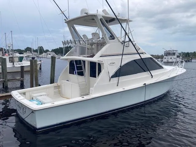 Lady G Yacht Photos Pics 