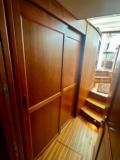 Unleashed III Yacht Photos Pics 