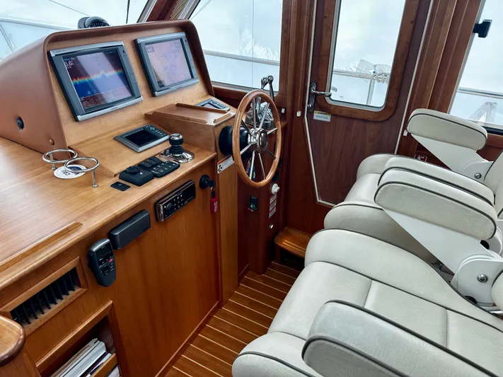 Unleashed III Yacht Photos Pics 