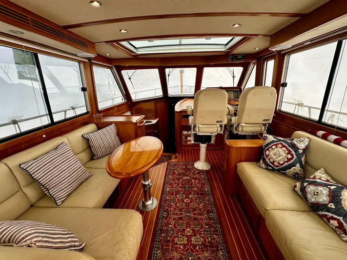 Unleashed III Yacht Photos Pics 