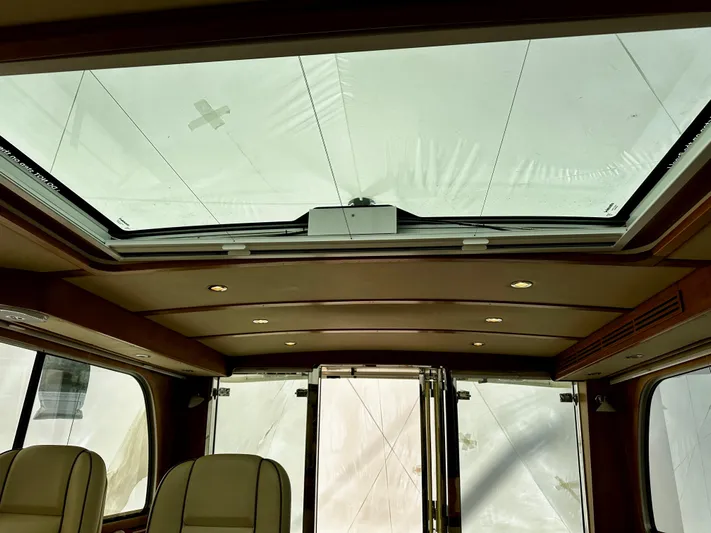 Unleashed III Yacht Photos Pics 