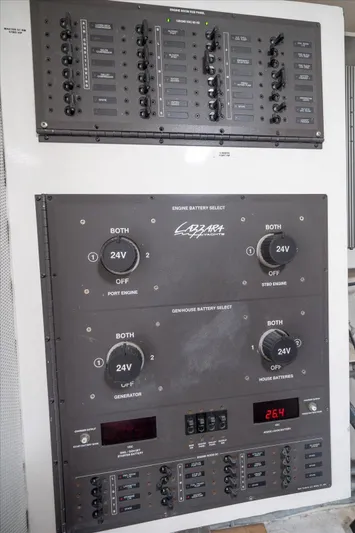 By Residual Yacht Photos Pics 