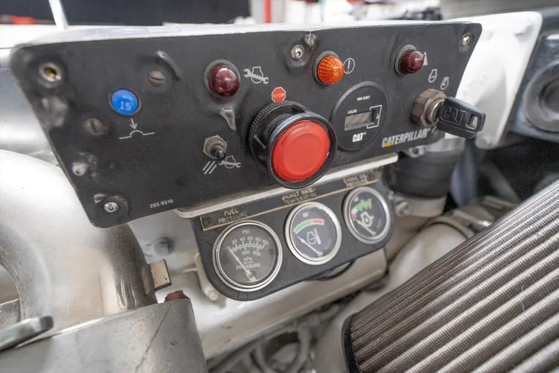 By Residual Yacht Photos Pics 