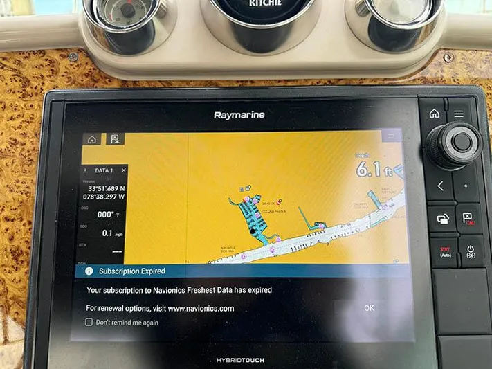  Yacht Photos Pics Chartplotter/GPS