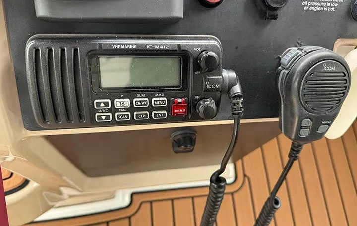  Yacht Photos Pics VHF