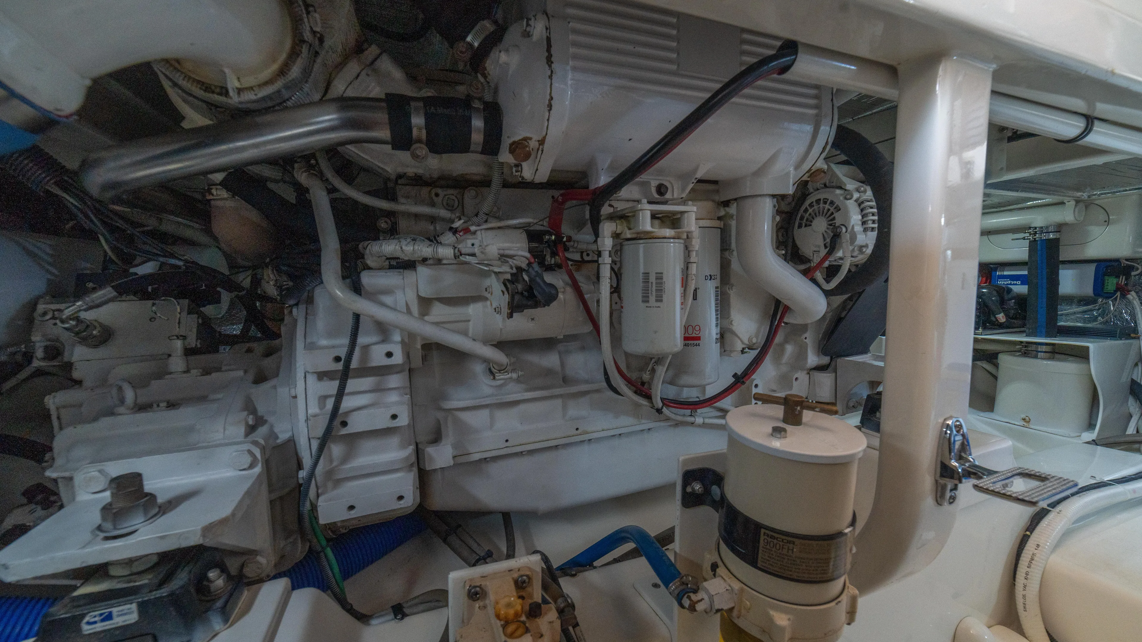 Pez Collector Yacht Photos Pics Engine room of a 2010 Custom Marcam 43 Convertible yacht.