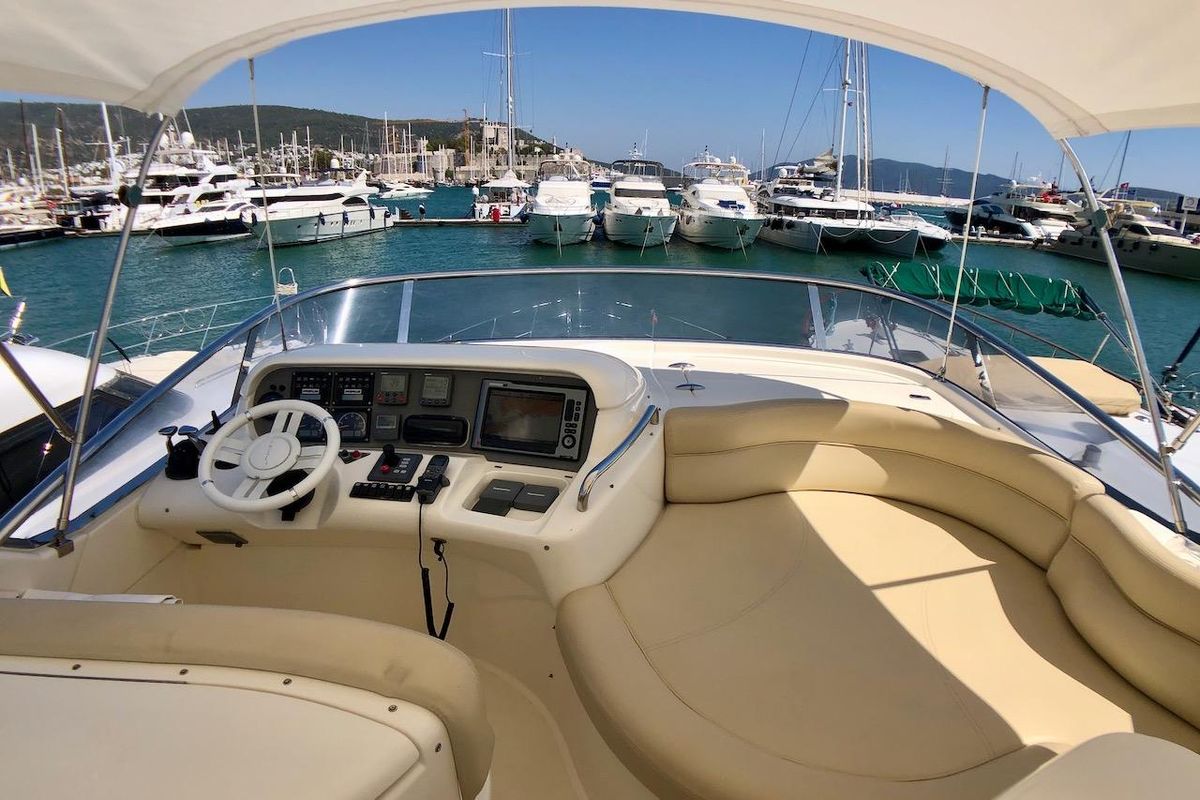 2011 Azimut 55 