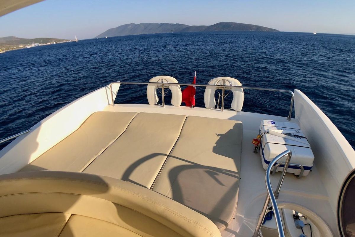 2011 Azimut 55 