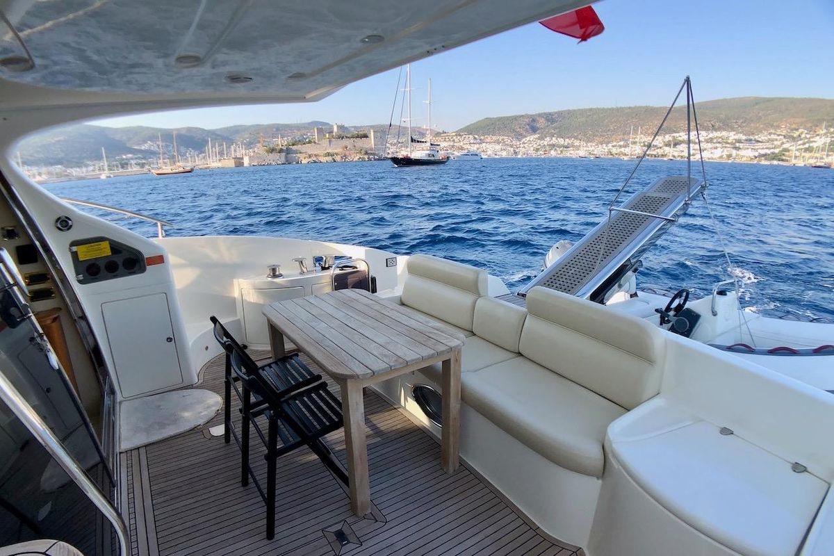 2011 Azimut 55 
