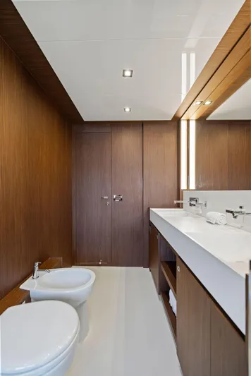 Indiscretion Yacht Photos Pics 