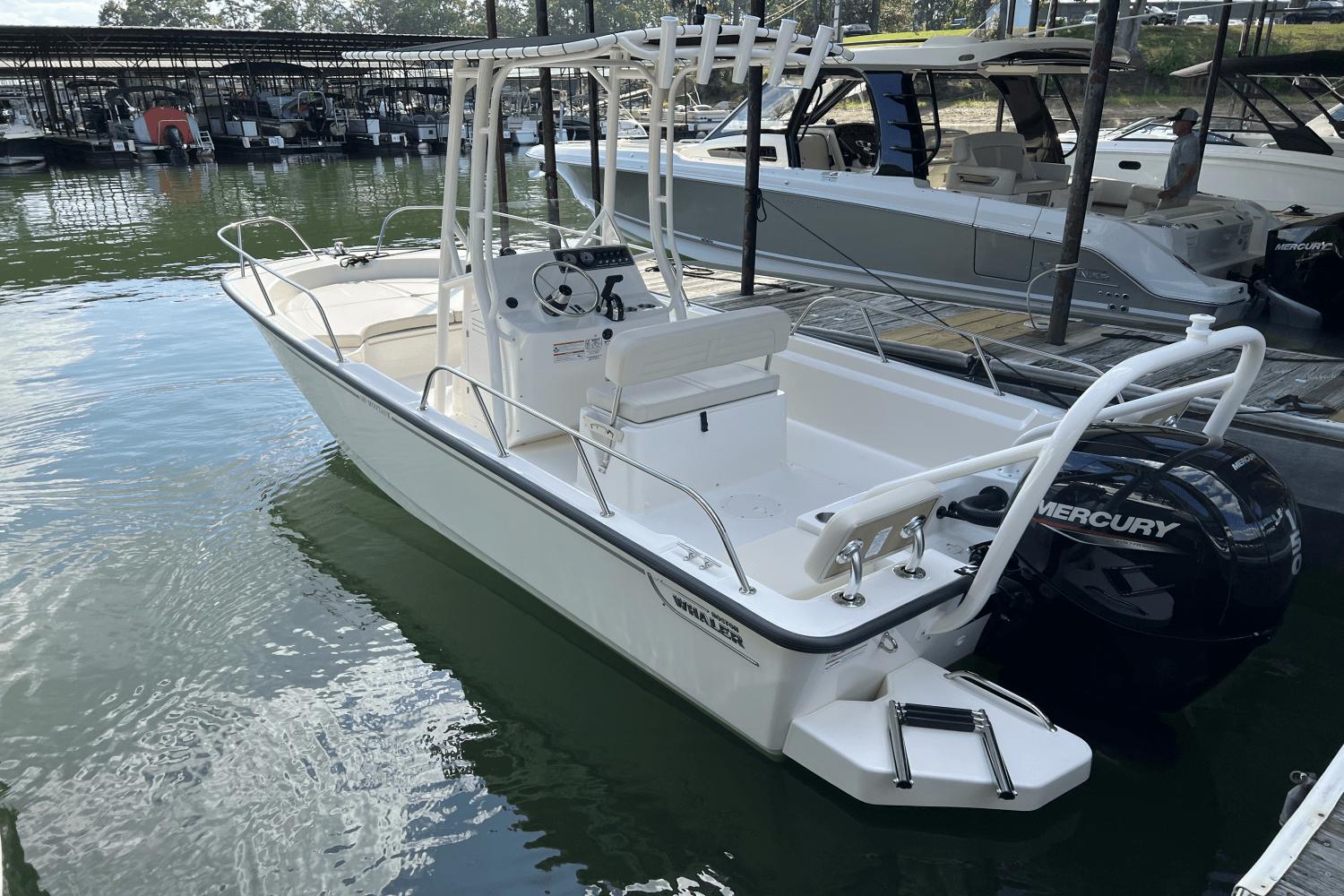 2024 Boston Whaler 190 Montauk Bateaux de pêches sportives à vendre