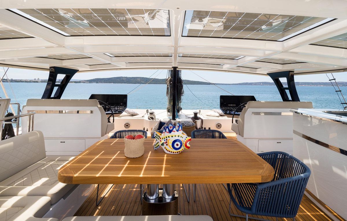 2022 Sunreef 60 