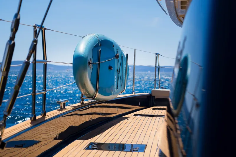 Dessus Yacht Photos Pics Sunreef 60 yacht deck with ocean view, 2022 model.