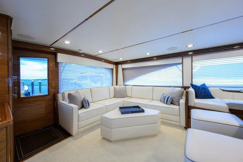 Twin Reels Yacht Photos Pics Viking 68 Twin Reels - Salon