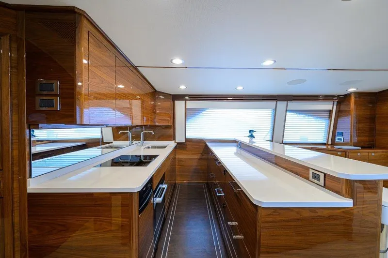 Twin Reels Yacht Photos Pics Viking 68 Twin Reels - Galley