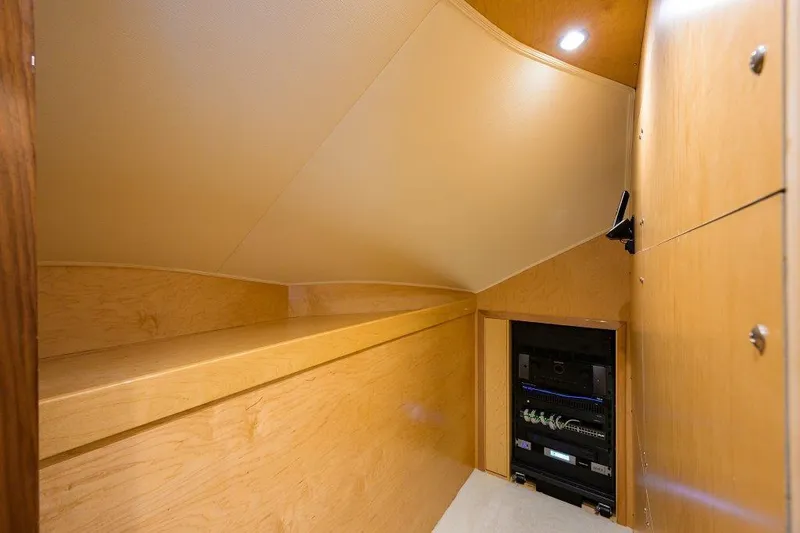 Twin Reels Yacht Photos Pics Viking 68 Twin Reels - Pantry