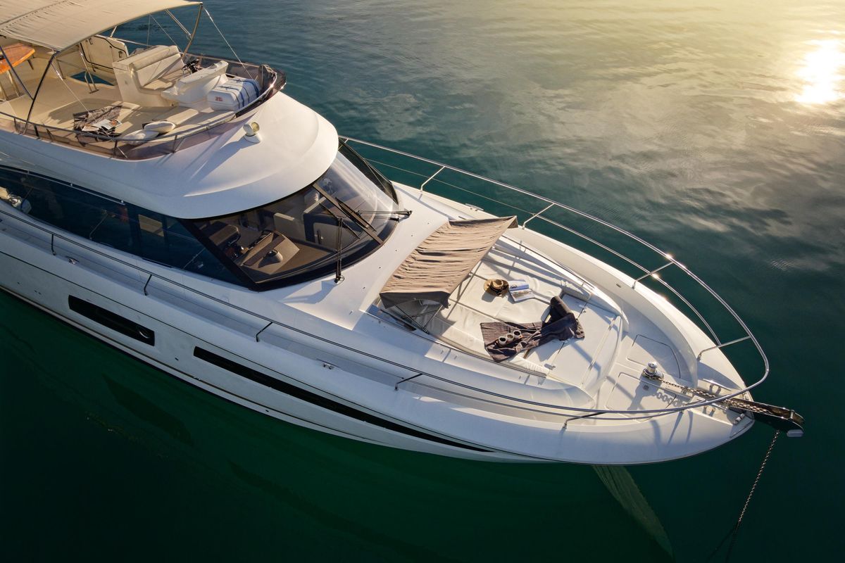 2014 Jeanneau 58 