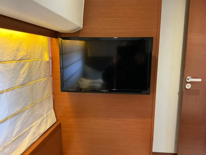 Relax Yacht Photos Pics 