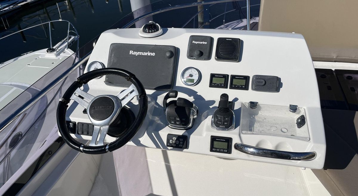 2015 Prestige 50 