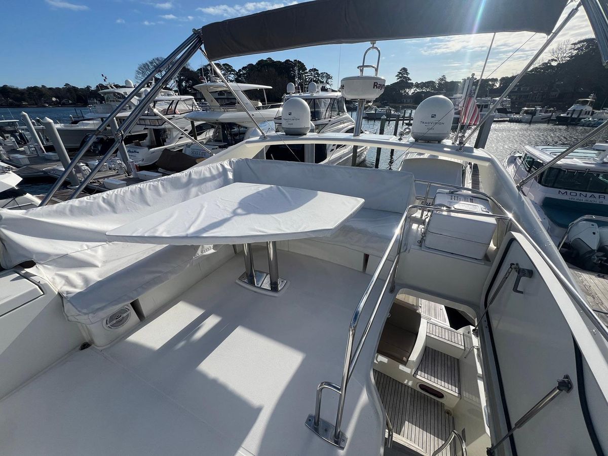 2015 Prestige 50 