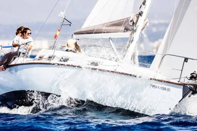 1983 Tornado Boats 31