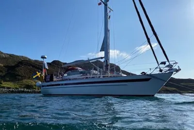 1999 Aphrodite 37