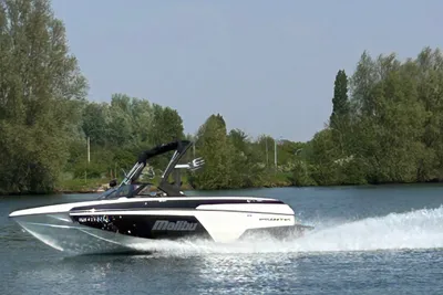 2024 Malibu Wakesetter 20 VTX