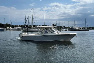 Grady-White Freedom 285