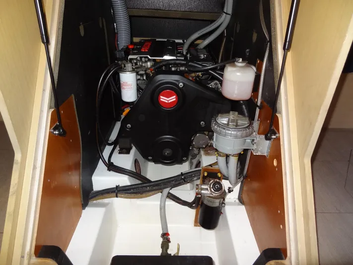 Exit Strategy Yacht Photos Pics Engine compartment of a 2020 Beneteau Oceanis 46.1 sailboat.
