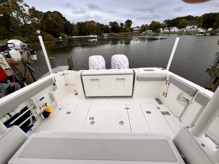 Heads Carolina Yacht Photos Pics 