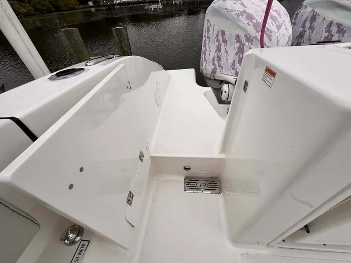 Heads Carolina Yacht Photos Pics 