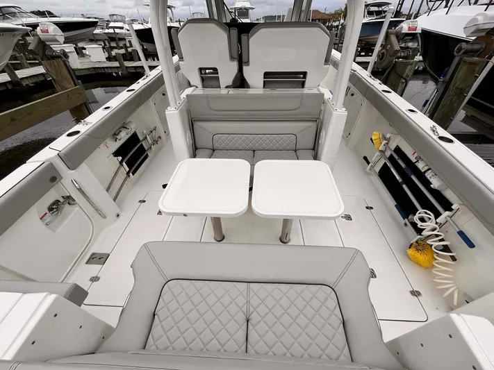 Heads Carolina Yacht Photos Pics 