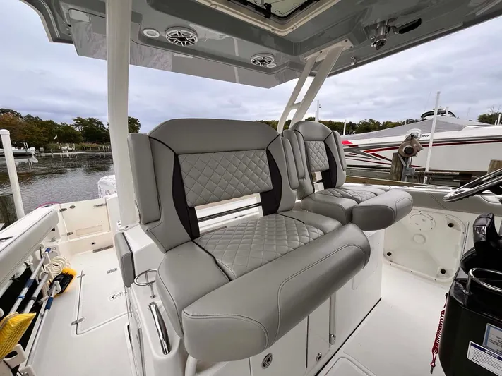 Heads Carolina Yacht Photos Pics 