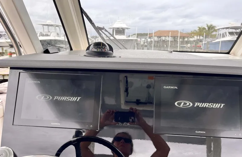 Heads Carolina Yacht Photos Pics 