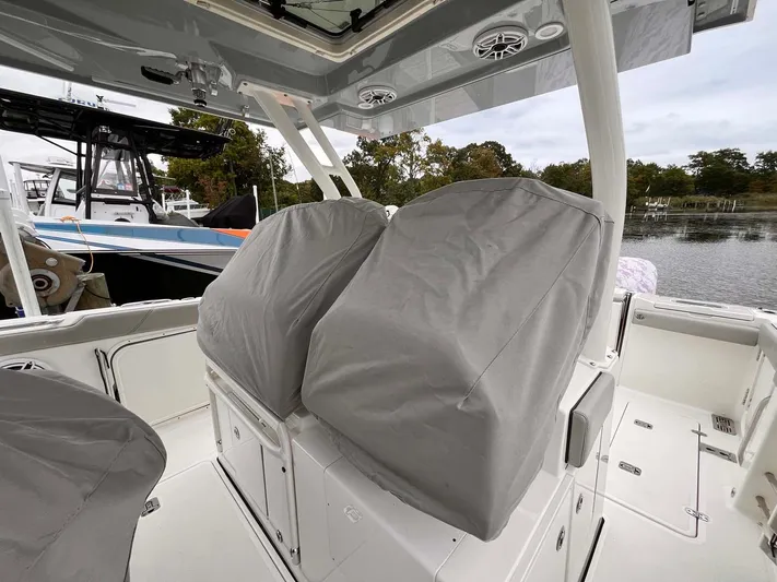 Heads Carolina Yacht Photos Pics 