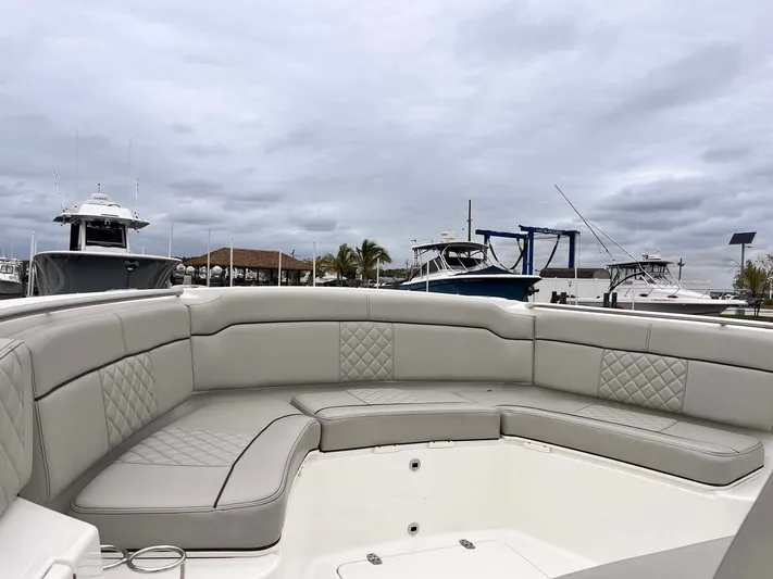 Heads Carolina Yacht Photos Pics 