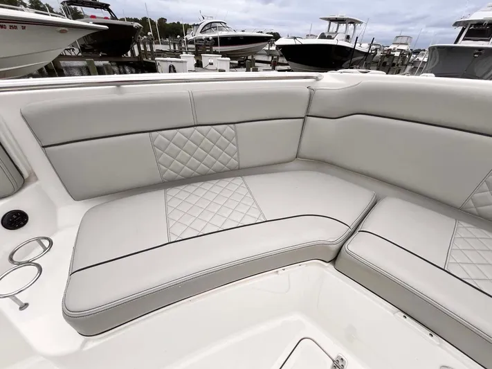 Heads Carolina Yacht Photos Pics 