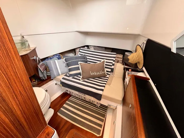 Heads Carolina Yacht Photos Pics 