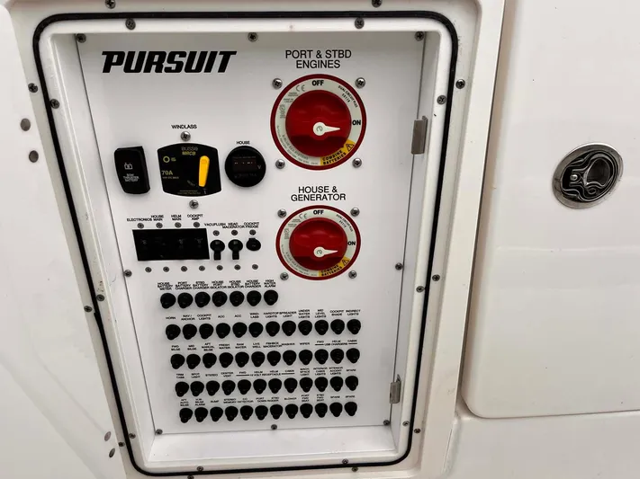 Heads Carolina Yacht Photos Pics 